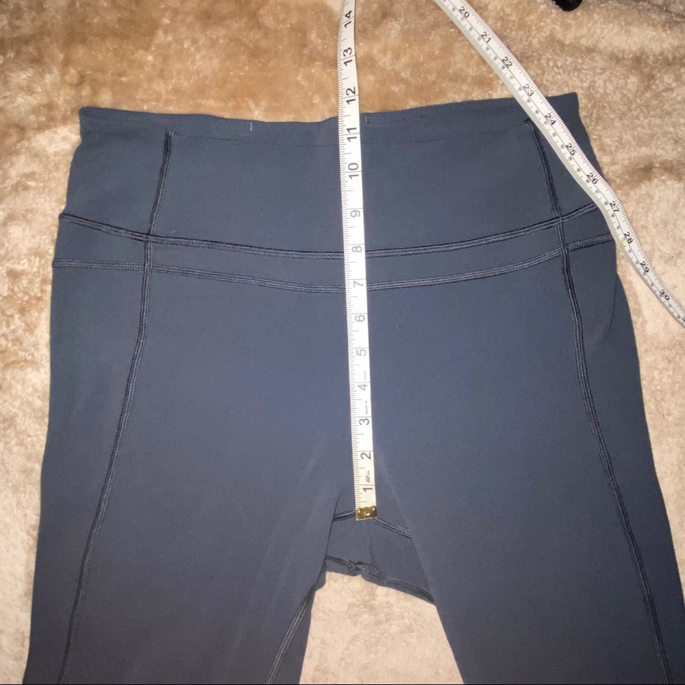 Lululemon pushing limits leggings - Picture 5 of 12